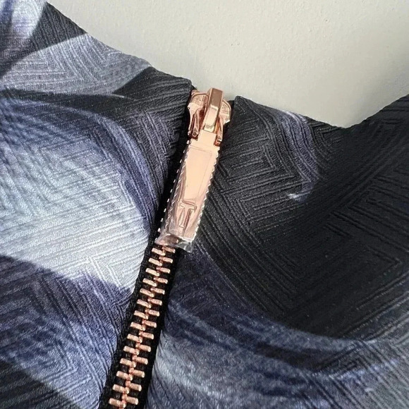 Ted Baker  Size 4 Black Eden Body Con Cold-shoulder Dress NEW! - Picture 8 of 9